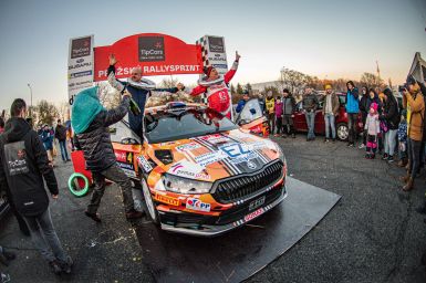 Celkovým stříbrem k dominanci v kategorii Rally2