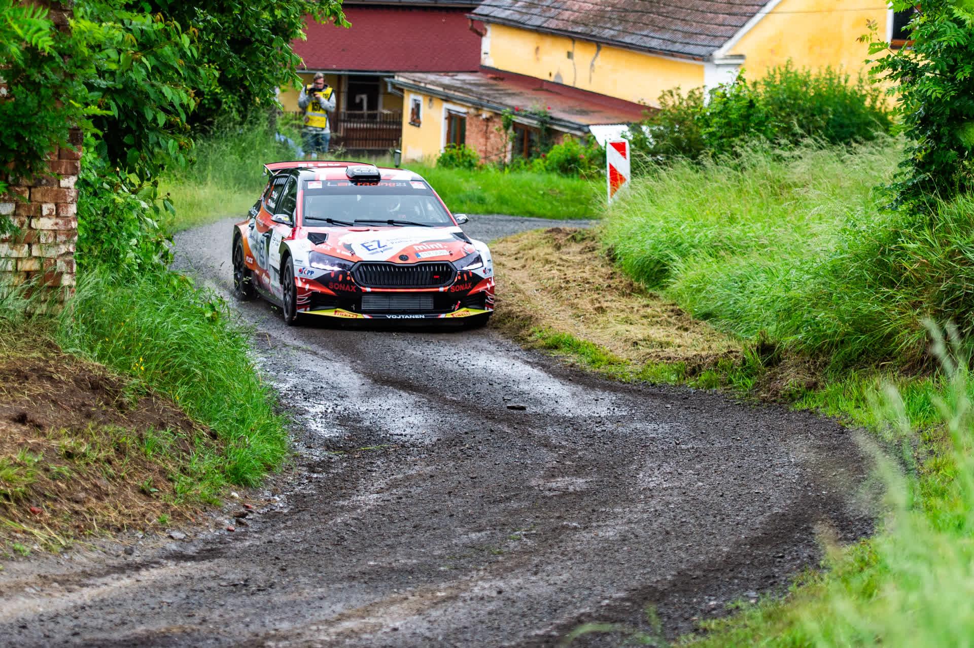 ﻿Třetí místo z deštivého Plzeňska