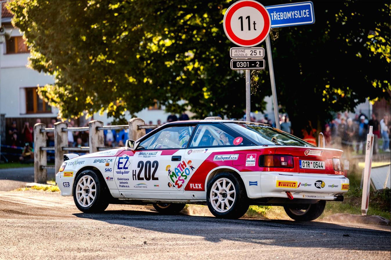 Racing21 cílí v roce 2024 na pódium historiků v Evropě